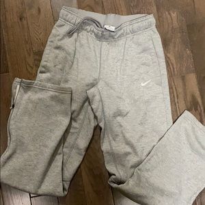 Nike Therma fit sweatpants XS